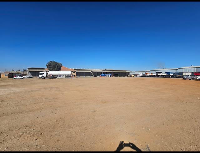 2,000M² WAREHOUSE TO LET IN ALRODE